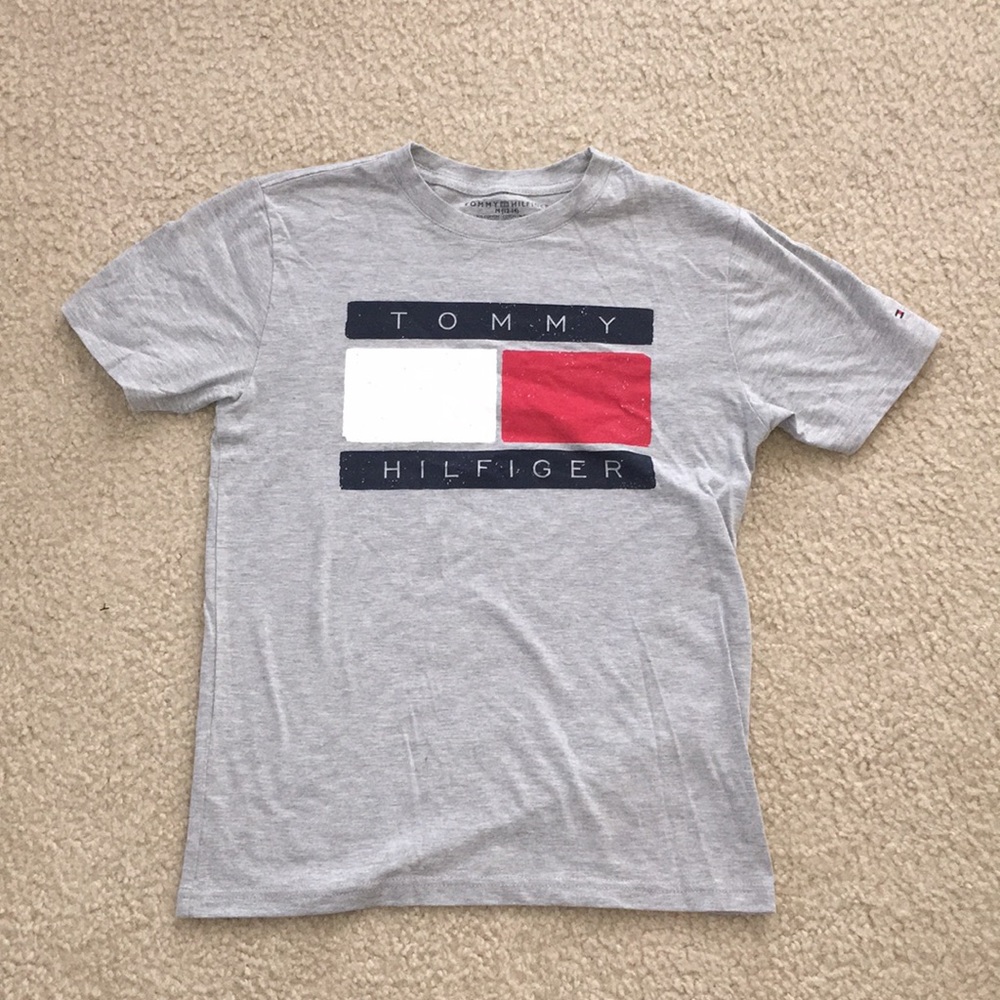 Cute Tommy Hilfiger tee